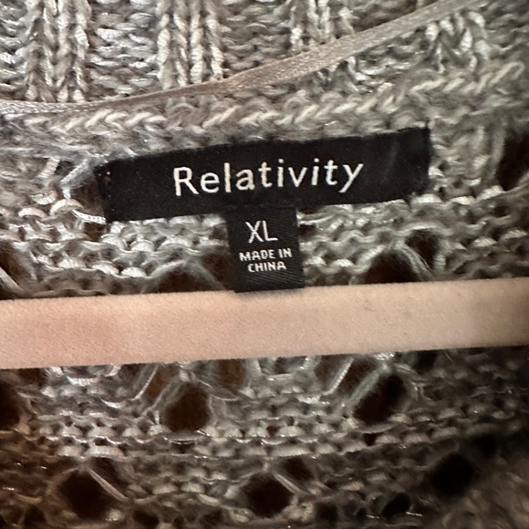 Relativity Gray/Silver Button Down Cardigan Sweater.  Size XL. - Picture 2 of 6